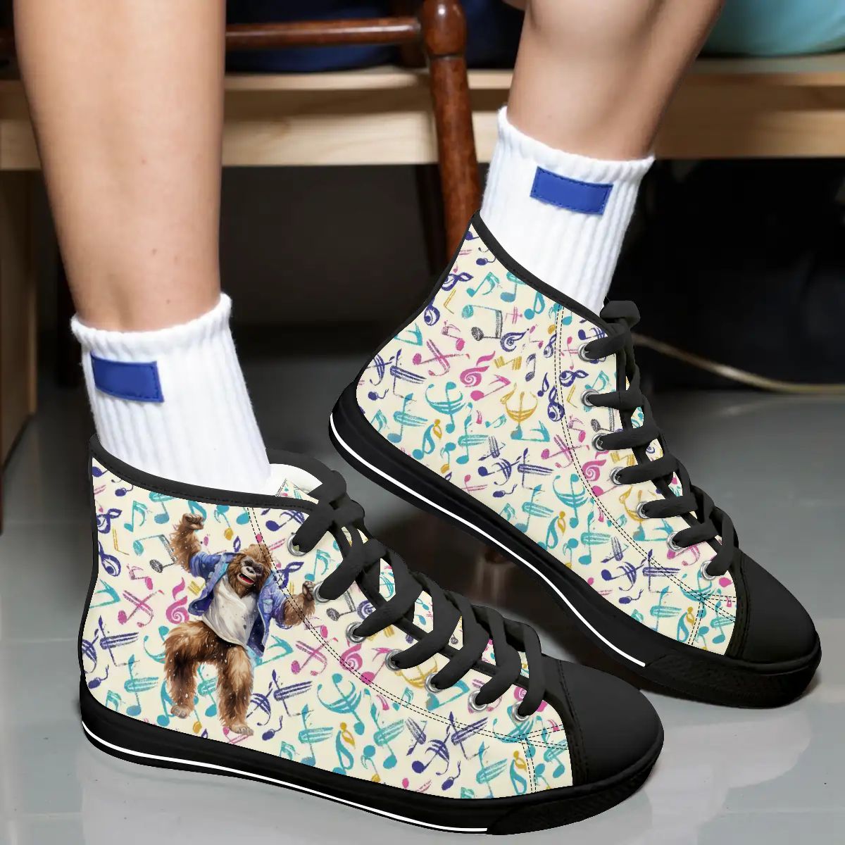 Dancing Bigfoot Sasquatch, Women's High Top Canvas Shoes