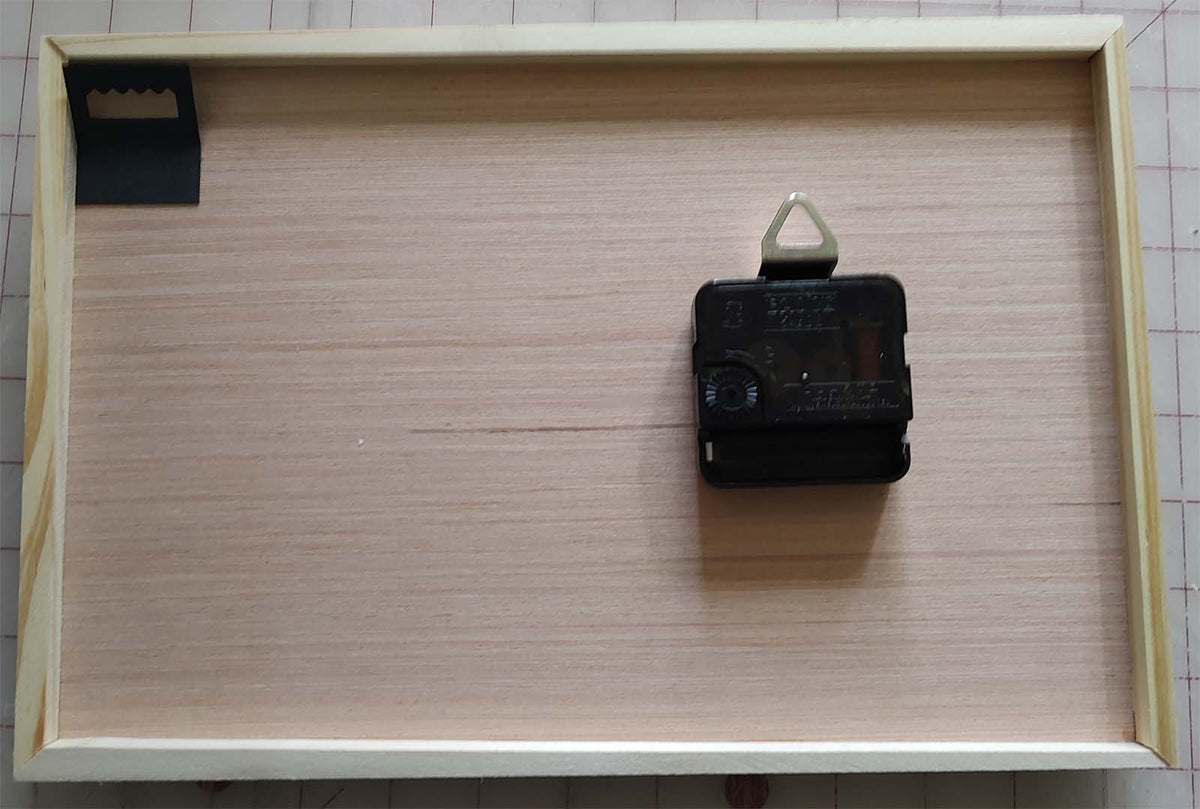 8"x14" "Sasquatch" Art Board Clock