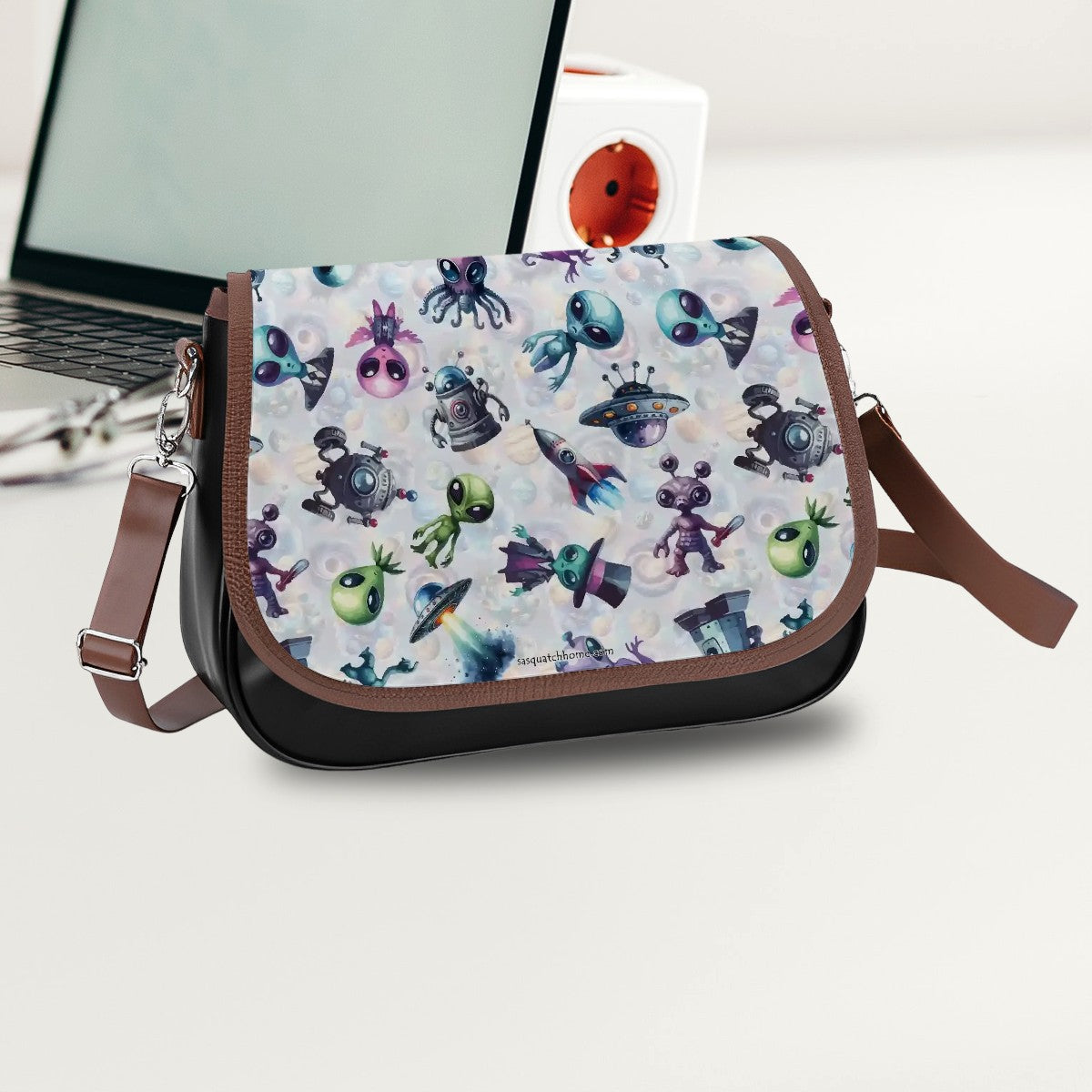 6 Alien Designs, Leather Shoulder Bag / Purse
