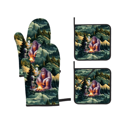 Bigfoot Sasquatch and Alien, Set of 4 Oven Mitts and Pot Holders