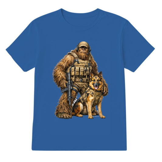 Bigfoot Sasquatch Soldier & Dog, Gildan 5000 T-Shirt