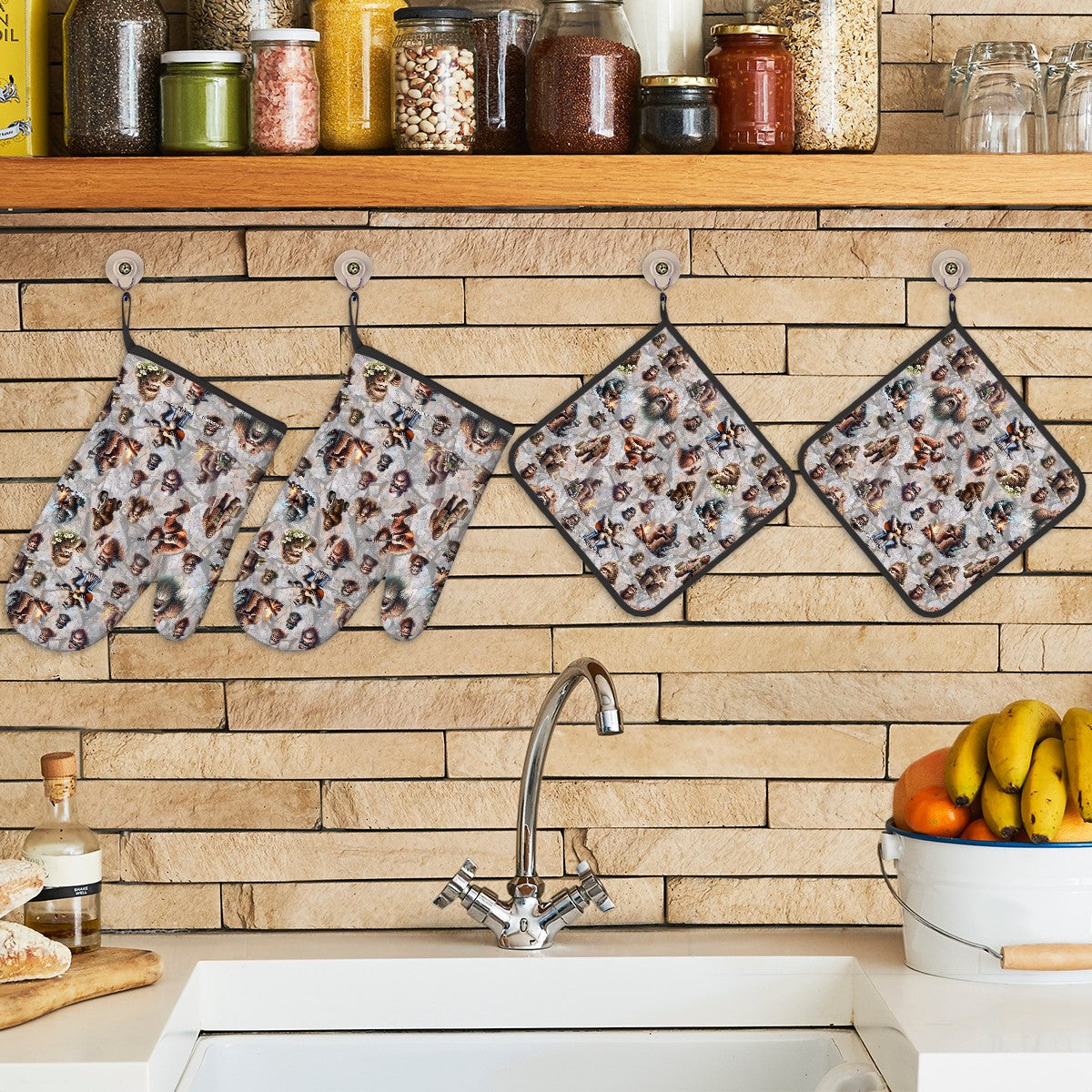 19 Bigfoot Sasquatch Designs- 4 Piece Oven Mitts /Designs Pot Holder Set