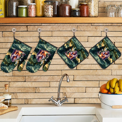 Bigfoot Sasquatch and Alien, Set of 4 Oven Mitts and Pot Holders